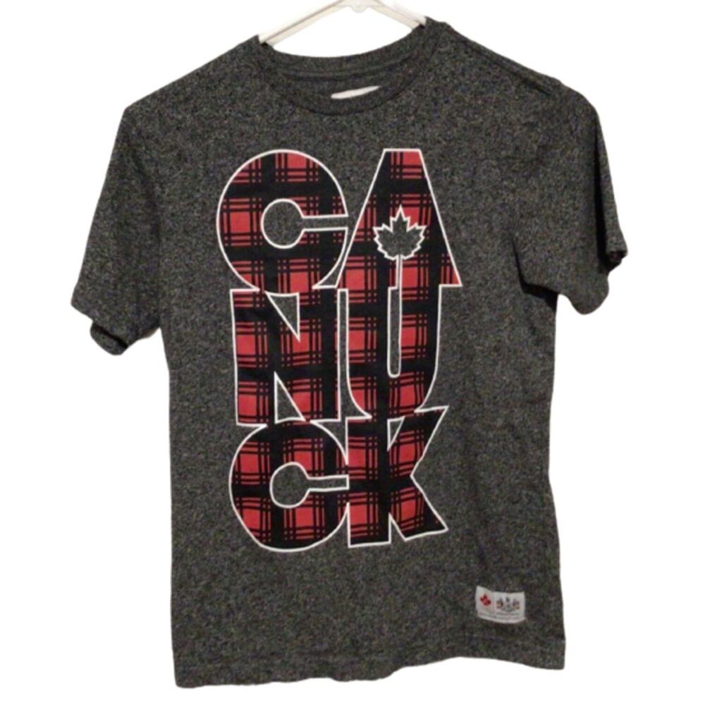 HBC Hudson’s Bay Boys Gray Plaid Canuck Olympics Graphic T-Shirt Size 7/8